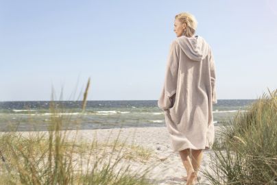 Skagen bambus poncho badekåbe incl taske beige